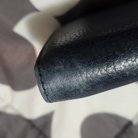 Michael Kors wallet - Picture 2 of 6